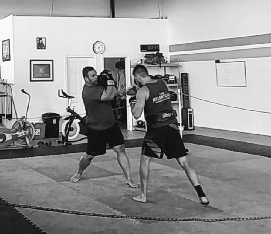 RelentlessMma's tweet photo. "The Titan" punching his way into the weekend! 9 weeks out from Pearl Gloves. It was another great week. Enjoy the weekend! #teamrelentless https://t.co/Hm7HA6KnFe