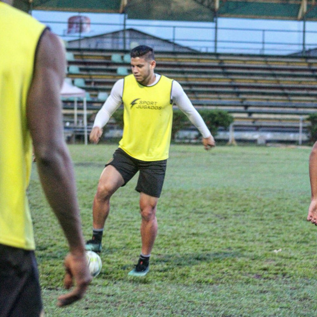 AMatosNews's tweet photo. ¡Sigue la acción para nuestro @anthony5gabriel 🔥🔥! Mañana se enfrenta al Atlético Venezuela, en la Jornada 11 del Torneo Clausura 🏆💪🏼🙌🏼 https://t.co/GlpPtQKrhh
