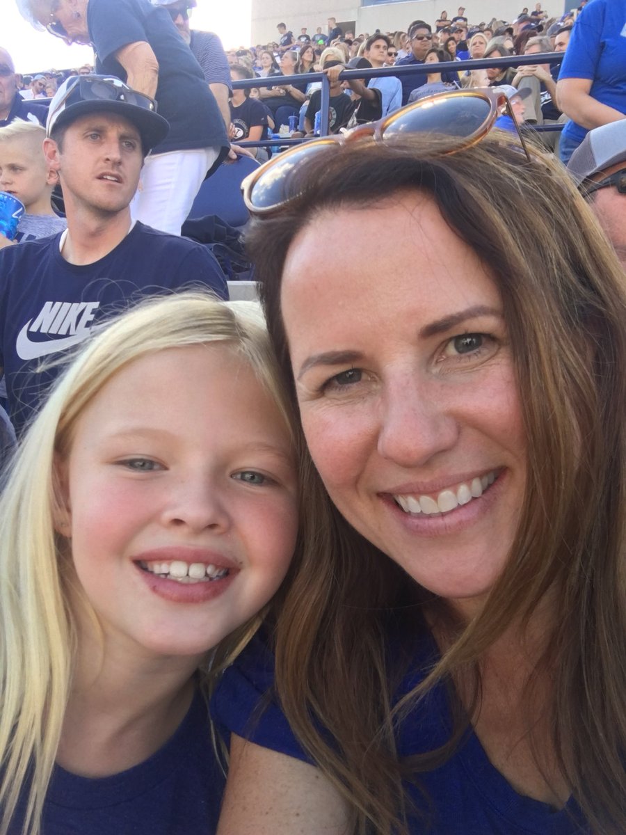 lisarobison5's tweet photo. It’s this little girl’s 1st BYU game!  #GoCougs https://t.co/0yW8i7SbV6