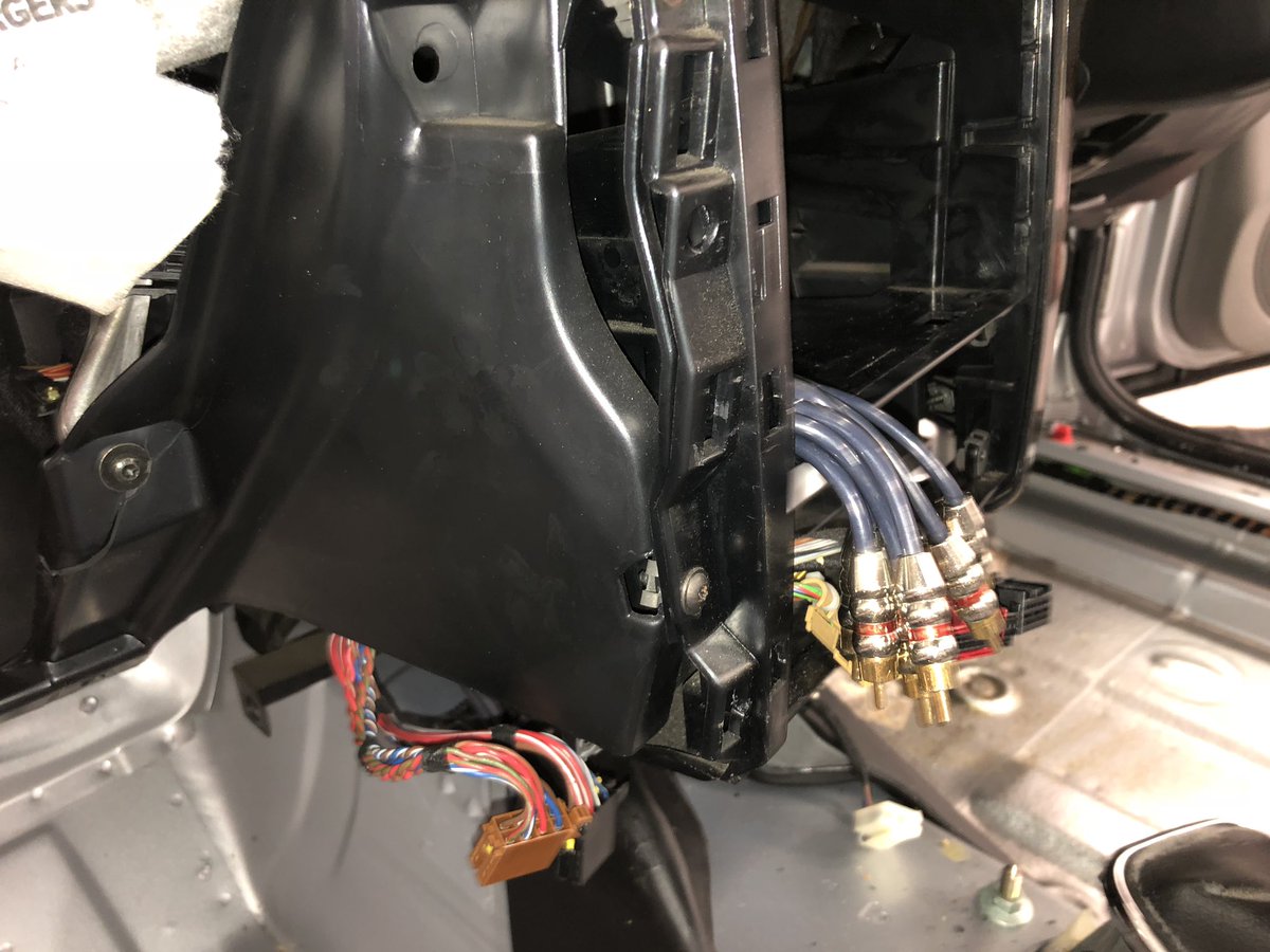 Been a creative and busy day on the Golf, got most of the wiring in the car laid down.
RCA’s, speaker and IP Bus cables all in.