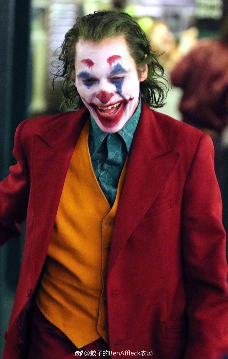 CoyJandreau's tweet photo. Yeah, I’m totally in. Shades of Ledger, Nicholson, Romero. Plus the now classic gag of the make-up under the mask. This is wonderful. #Joker #HeresMy20Dollars https://t.co/XAGXfqMkNi