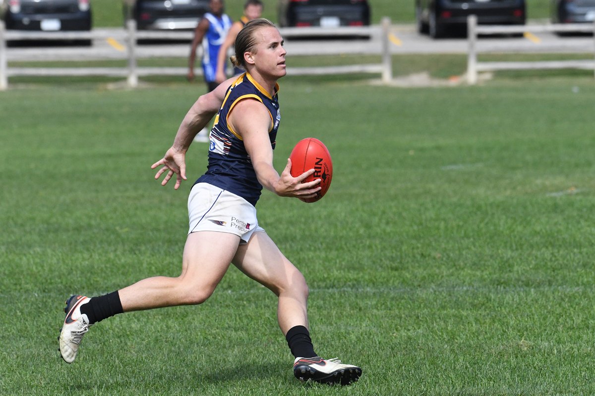 AflOntarioPhoto's tweet photo. The photos from the Semi-Finals game between the @EtobicokeRoos and the @Toronto_Eagles have been posted: https://t.co/fyzxeJlp2C https://t.co/KDtktQ13fn