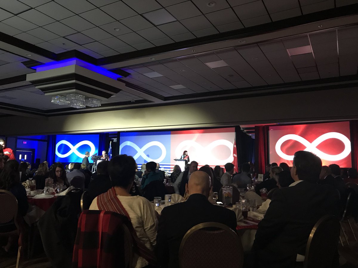 stephens_luc's tweet photo. Beginning of Sash ceremony at the #bbmagala2018 https://t.co/NnpLLHOSmC