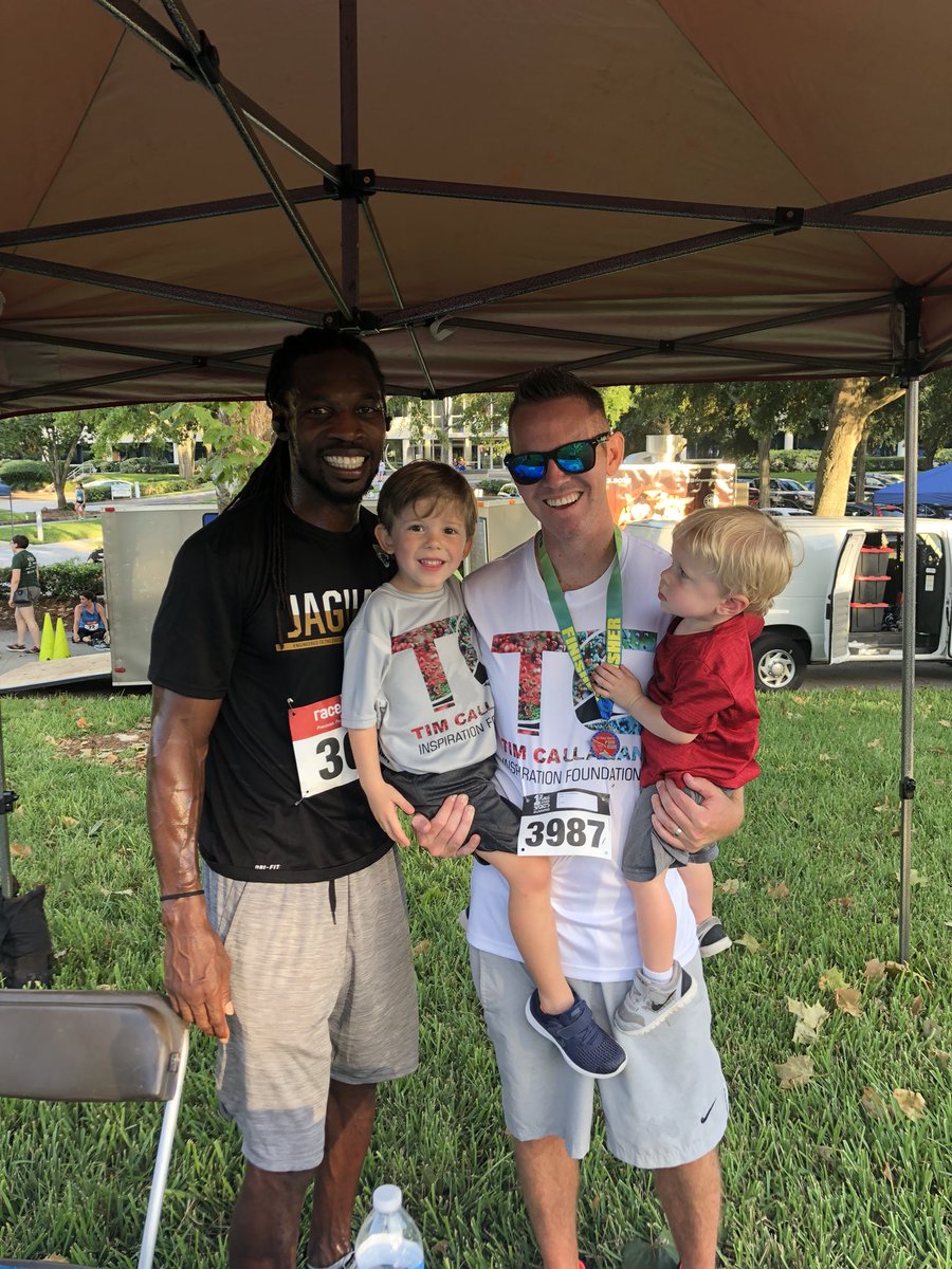TC22Foundation's tweet photo. Fun Run for @UFHealthJax #Traumaone. Always a great cause! #givingback @MathisRashean27 https://t.co/xEtIwwOgy2