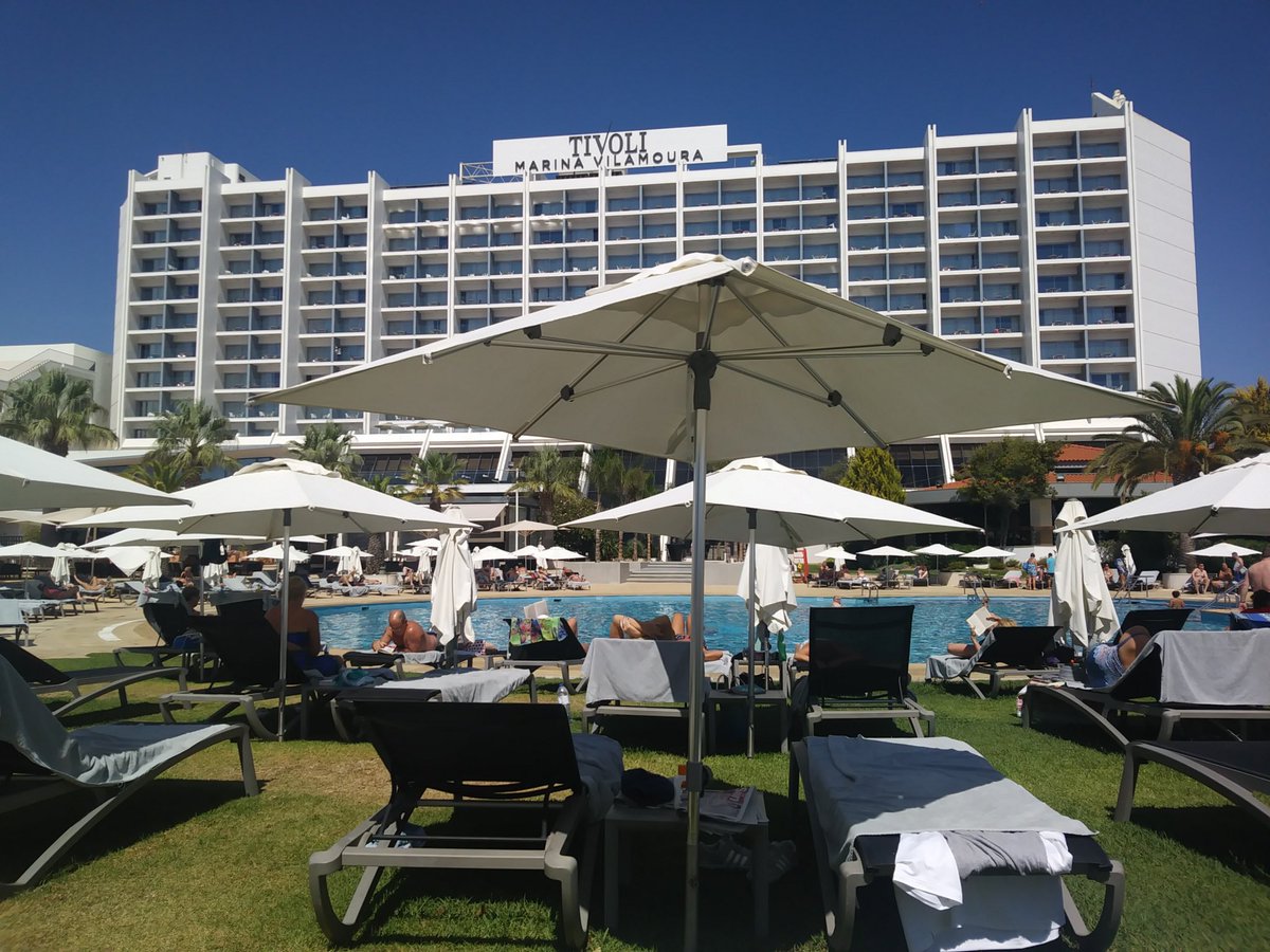 The ⁦⁦<a href="/AVSVendingGroup/">AVS</a>⁩ conference once again a great success here at Vilamoura, thanks 2 suppliers &amp; members attending this year, congrats to Lou &amp; staff 4 a great event &amp; a special mention to our member of the year ⁦⁦⁦<a href="/janecmacdonald/">Jane MacDonald</a>⁩ great bunch of people