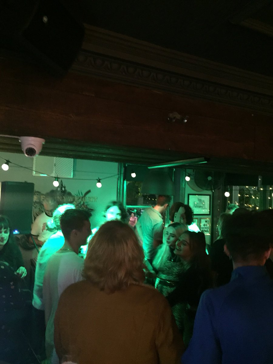 TracksDarlo's tweet photo. Dance floor full @ThePennyweight for #LTH18 aftershow party!!! Choo Choo with @plump_mantra https://t.co/4pFDB8zw0Y