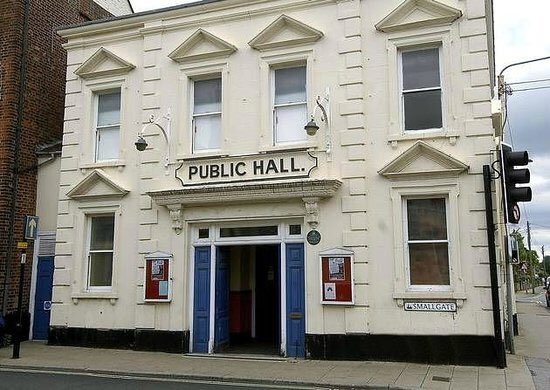 JamesWBaritone's tweet photo. Was great to be back with @DulwichOperaCo for an opera gala at Beccles Public Hall and Theatre. Brought back memories of performances with #MerryOpera https://t.co/tAmYKs2Om5