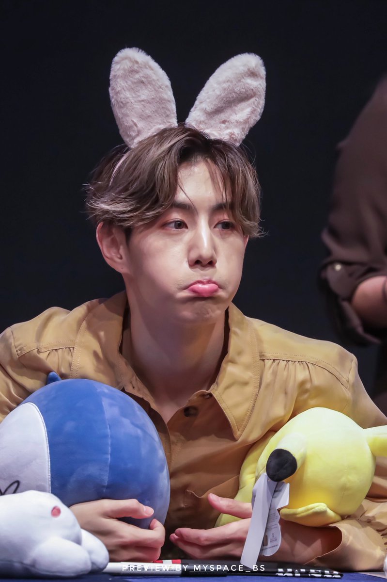 myspace_bs's tweet photo. เมื่อวานพี่เค้าน่ารักมากกก

#Mark #마크 
#GOT7 #갓세븐 https://t.co/wEgUv78gjE