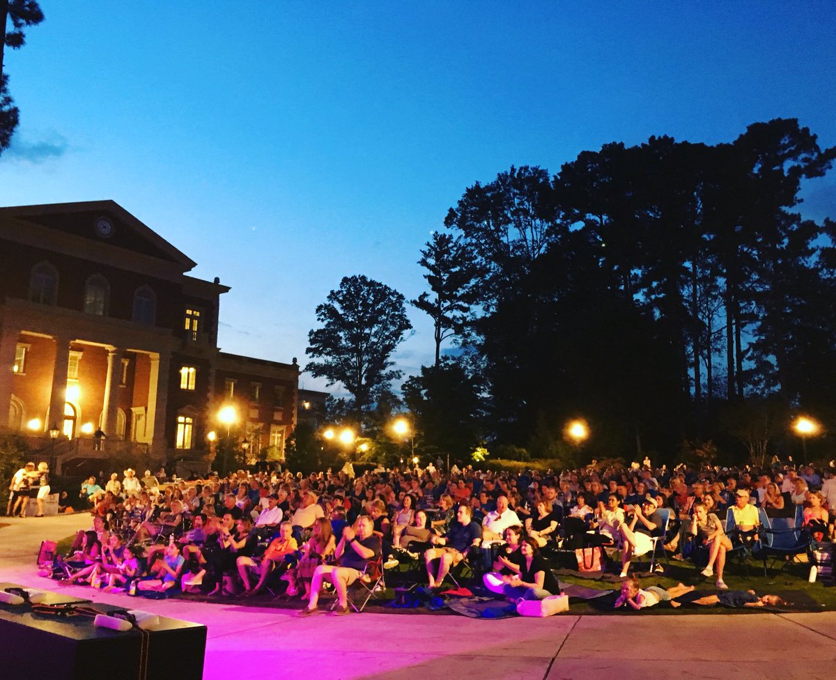 Gorgeous weather and a full house tonight at City Hall Lawn, Alpharetta, GA with @EmilyShackelton , @marciaramirez, Michael Peterson and the wonderful crew at  @HBDProductions.