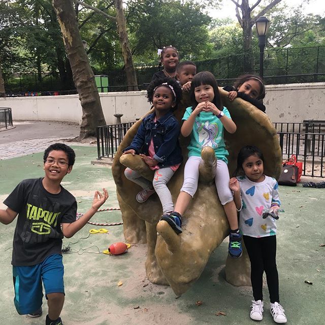 justabxmom's tweet photo. Some of our Kid Influencers at today’s #justaplaygroundparty Great day and great weather for hanging out with Dinosaurs, sipping on @harmlessharvest coconut water, playing with outdoor toys from @goliathgamesus and just being kids!
.
.
.
#justaplaydate #… https://t.co/ZxNG820RBC https://t.co/ntmRuZThyM