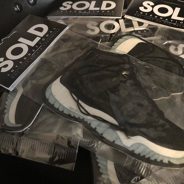 SOLDintl's tweet photo. Restock on the Space Jam 11s. #SOLDintl #nicekicks #sneakers #niketalk #kickstagram #sneakerfiend #kicks #sneakerholics #sneakerhead #kicks0l0gy #lifestyle #igsneakercommunity #sneakerporn #kotd #peepmysneaks #walklikeus #solecollector #soleonfire #instakicks #jordan #airfreshene https://t.co/834OXdzM4I