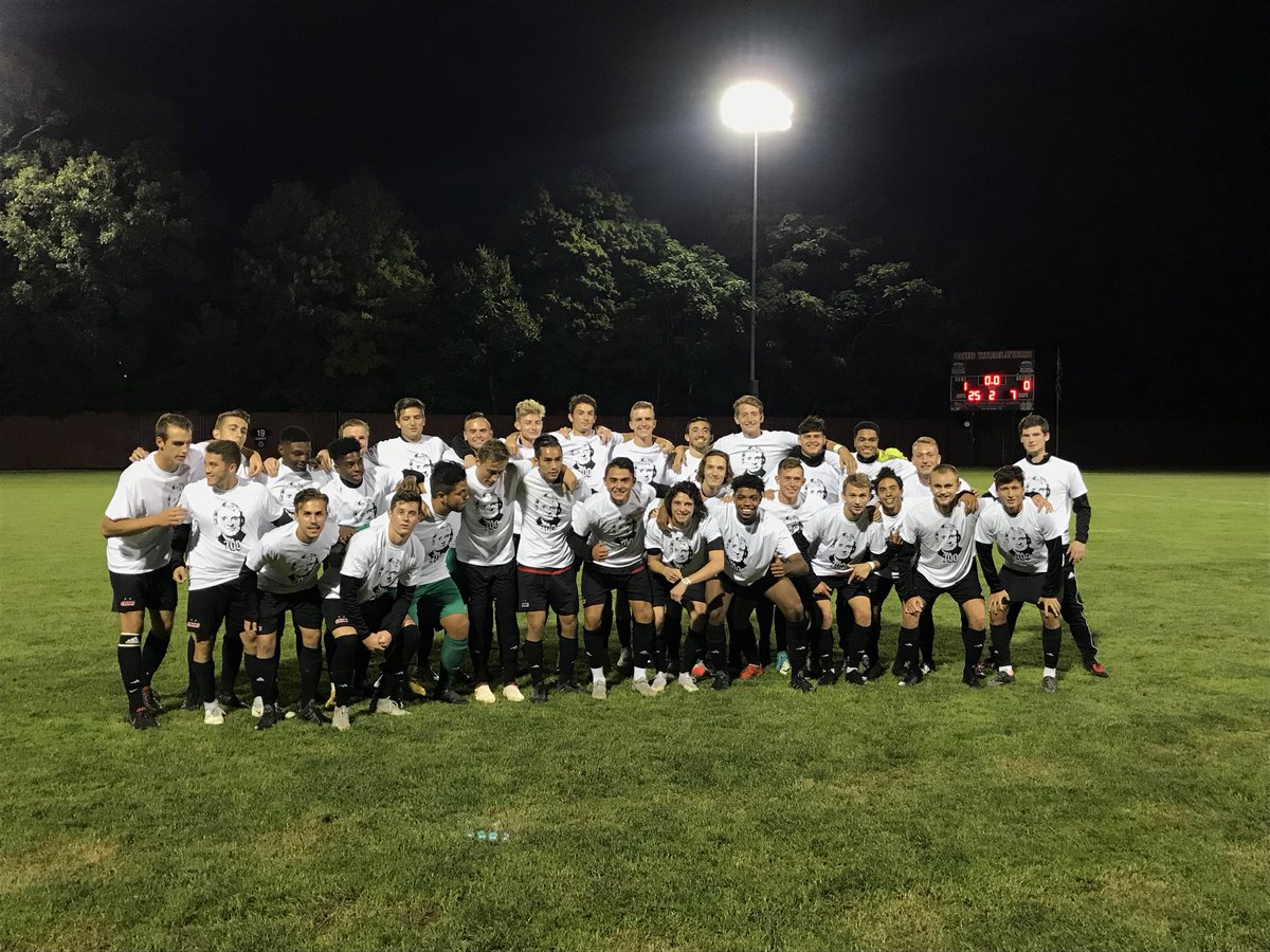 OWUMSOC's tweet photo. 700 Wins and counting. Congrats Doctor!  #prideandtradition https://t.co/dQpZspNmxE