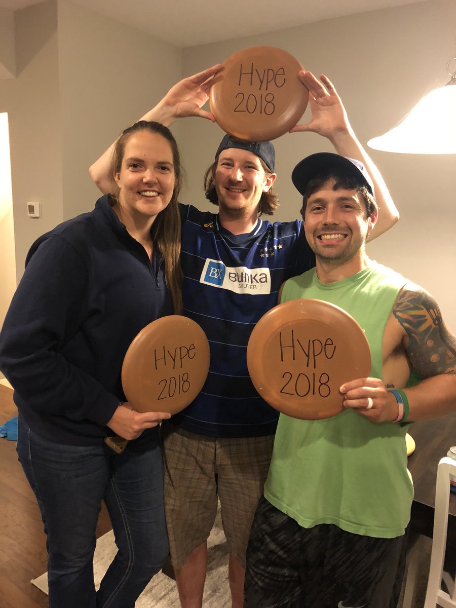 AmericanHype1's tweet photo. IN THIRD: Skunk is back on the podium with Erica and Dylan!! https://t.co/5DdjxjNSXE