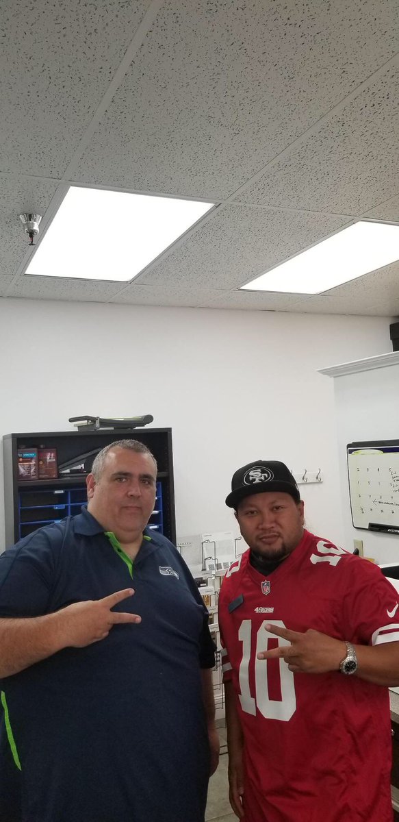 Reedmonical's tweet photo. Bedrosians football Friday fun!! NW region rocks @PacSouth @sabrinabedrosia @bedrospokane @BedrosiansTile https://t.co/UKtGoiXnbA
