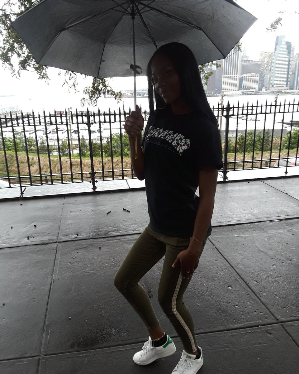 ToniClinton2's tweet image. She's a #Brooklyn girl anyways 😗💝😗