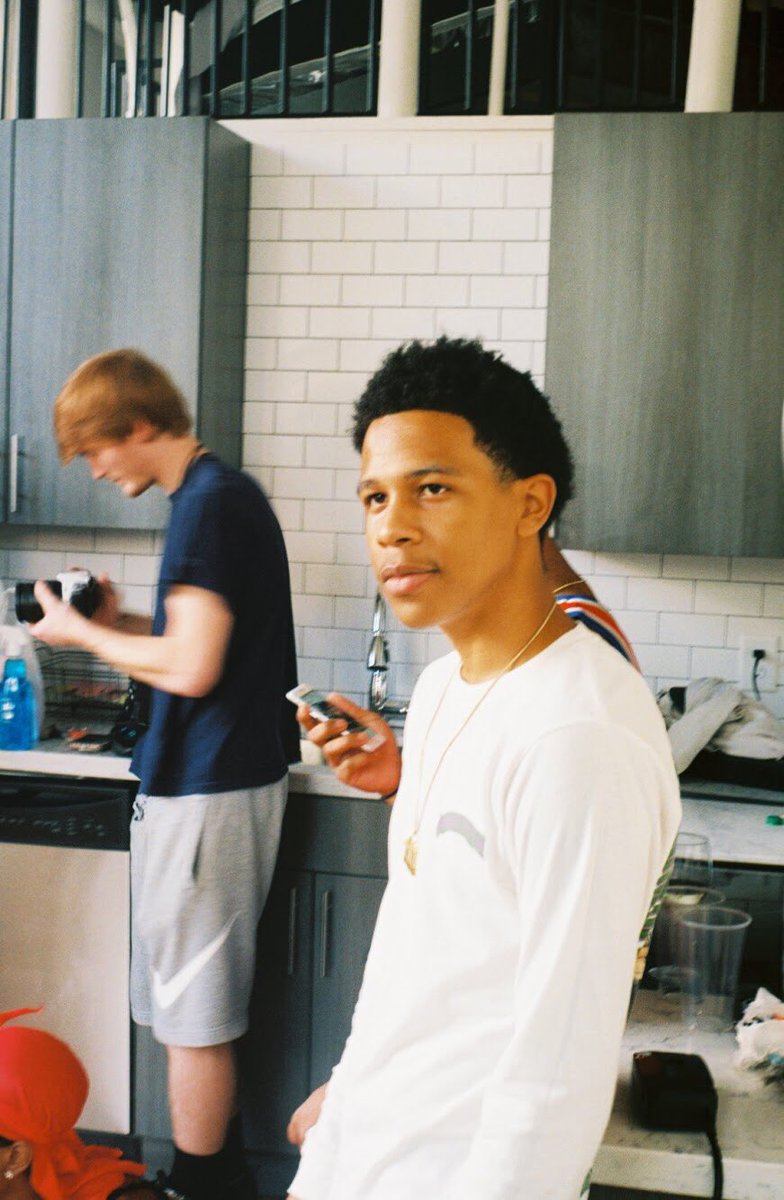JohnnyPulls's tweet photo. Shot By @JohnnyPulls
Done Too Much BTS
#35mm #DoneTooMuch https://t.co/pHXqqedPxC