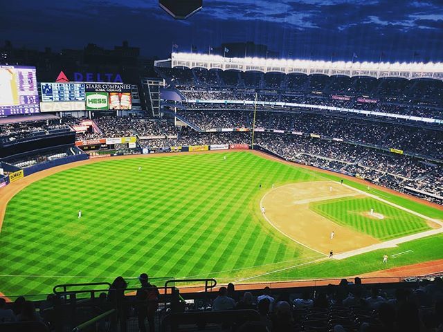 AllenWan1's tweet image. Game is over Yankees Won so that was awesome for everyone including @love_never_fails_92 #attnyy #otakuinthewild #note9photography #nyc #photography #photographylife #yankeestadium #yankeeswin #whatisbaseball LOL ift.tt/2DpCeuq