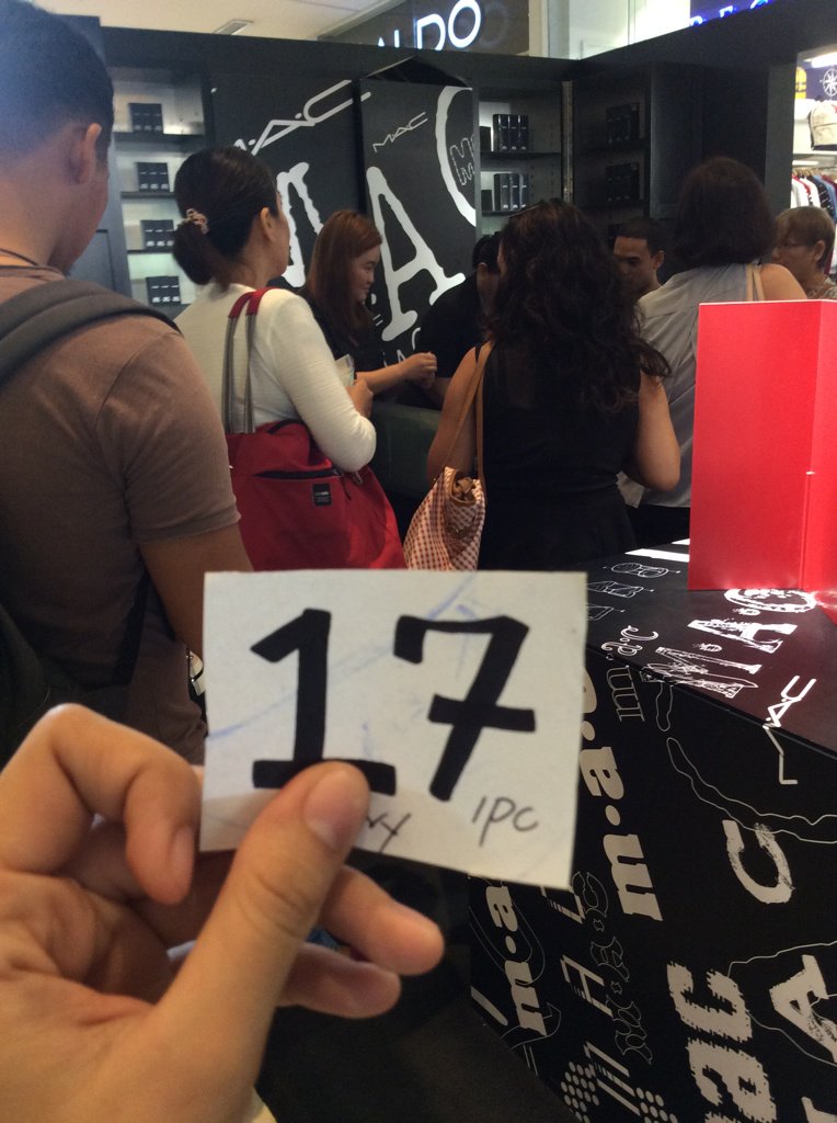aiahyaaaay's tweet photo. huwaaww no. 17 ako wwooohhooo yung taga CDO diyan ali na mo sa Centrio 😍 #MainedcmMacMaker #MaineForMAC @mainedcm https://t.co/sI7mqD1o5r