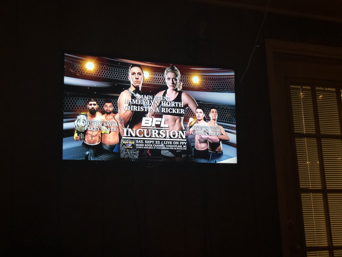 Liv_4_MMA's tweet photo. Fight Night on the back deck with my teammates ready to watch @RoadhouseRicker do work in the main event of #BFL57 taking #KMAA to #Canada! #KMAAvsEverybody #WMMA #MMA #TeamRicker #FBSCombat https://t.co/8H5Lj8FpTR