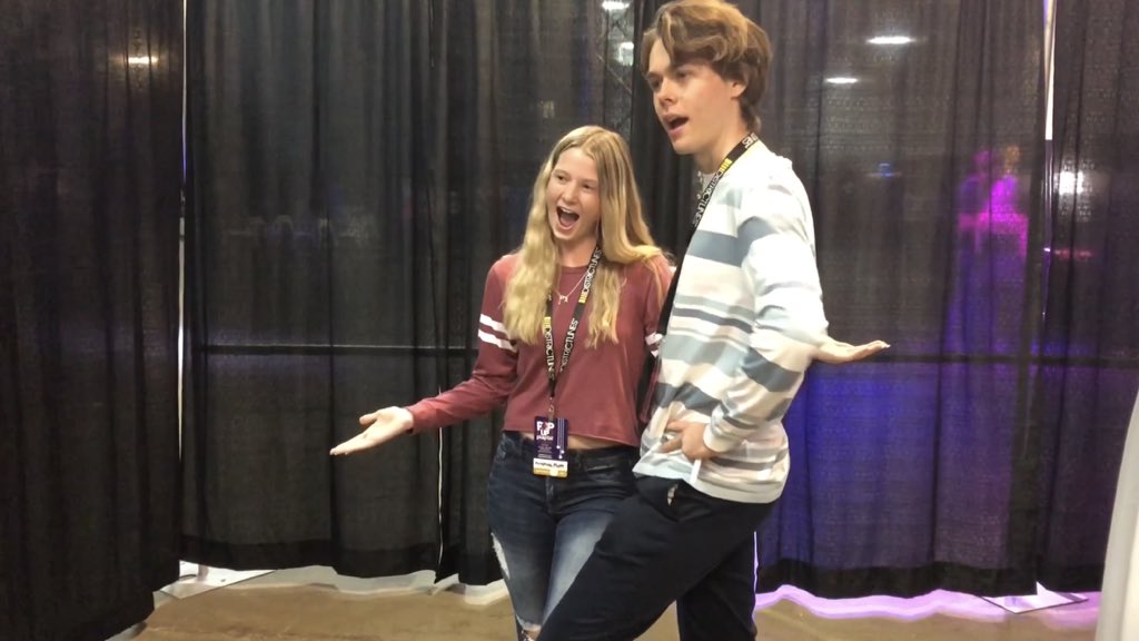 NinaMott_'s tweet image. Harrison, meeting you was such an amazing experience. I never stopped smiling. You are so incredibly nice &amp;amp; funny, never change ❤️ @HarrisonWebb97 #playlistlive #playlistlive2018 #harrisonwebb