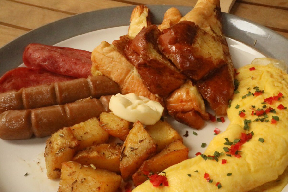 Menu sarapan dari kami, Big Breakfast!Hanya ada di Papa Ron's Pizza Cafe ya😉
.
.
#Breakfast #bigbreakfast #Pizzajakarta #pizzaindonesia #pizza #tasty #pizzacafe #paparons #paparonspizzacafe #igfood #igdrink #foodtraveler #foodish #foodgram #foodporn #cafejkt #thebestpizzaintown