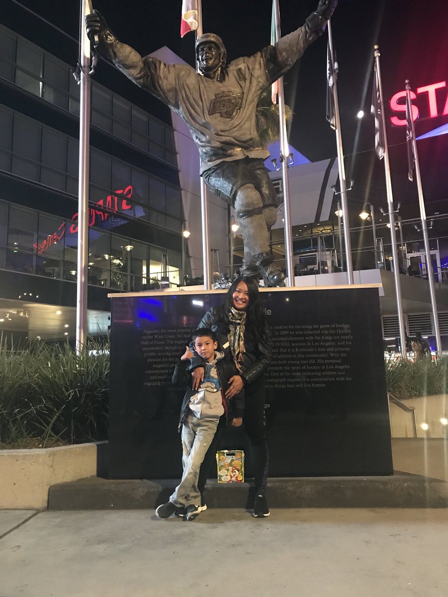 #latepost #gkg #welovela #LAKings #hockeyforlife #staplescenter