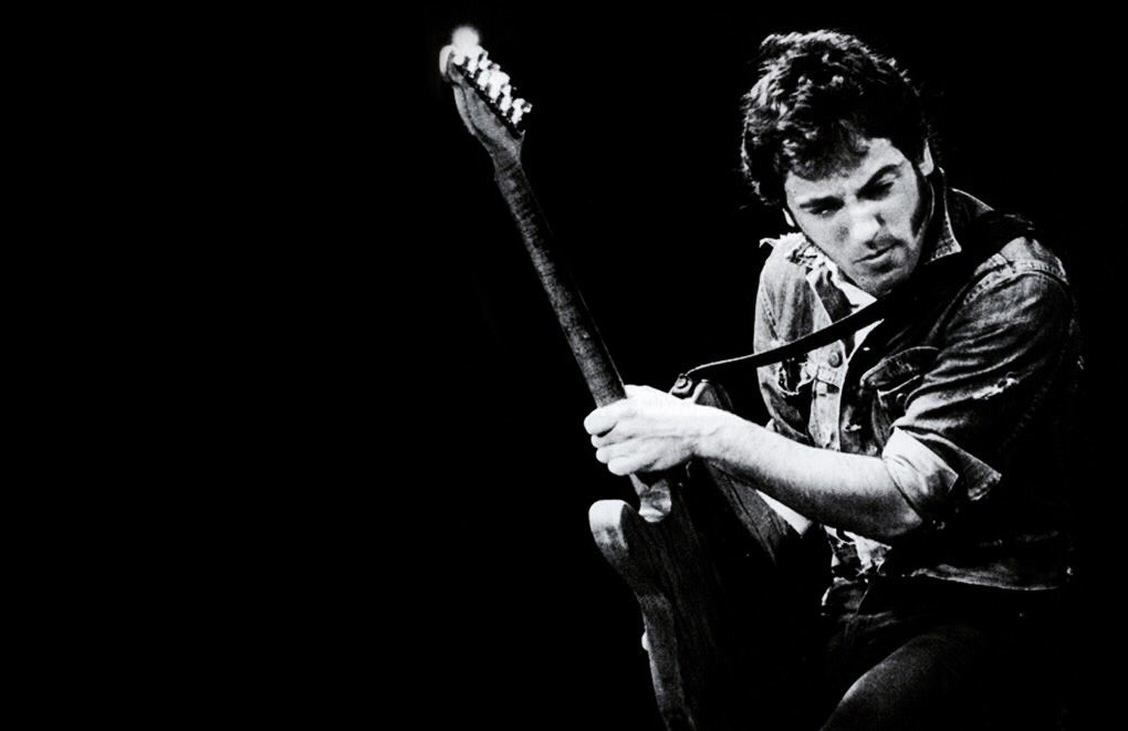 retrochenta's tweet photo. Hoy cumple 69 años Bruce Springsteen. Larga vida al Boss. #BruceSpringsteen https://t.co/Jc4cbufV4l