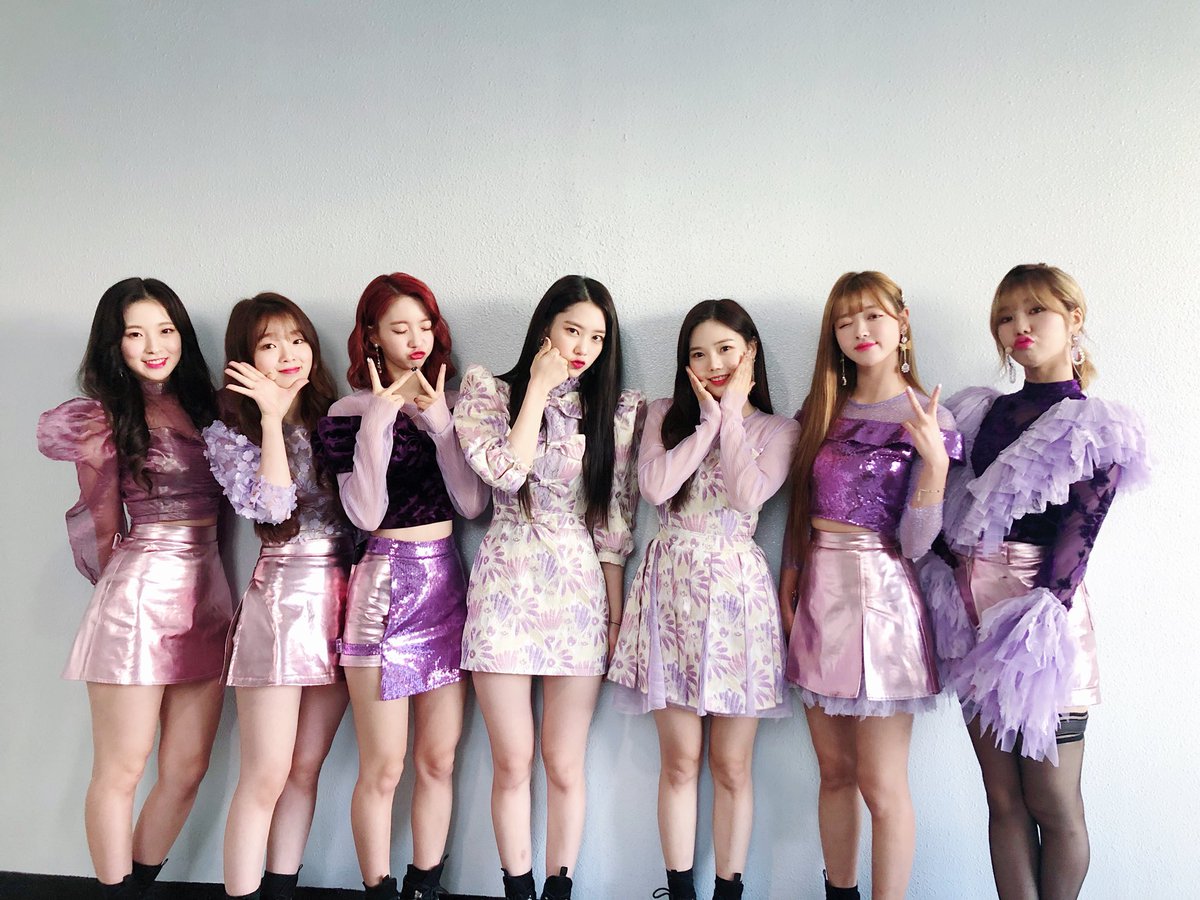 8_OHMYGIRL's tweet photo. [#OhTimes] 180923 @인기가요에서✨

#오마이걸불꽃놀이와_행복하고즐거운추석연휴보내세요🌕
#오마이걸 #OHMYGIRL #OMG #불꽃놀이🎆 https://t.co/UcR6OWRfGt