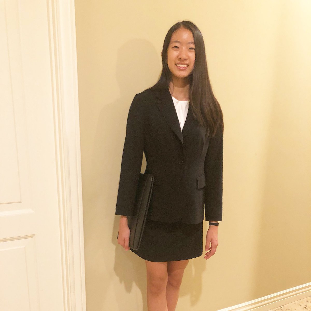 MissCopperStOT's tweet photo. At the first debate tournament of the season, I had a #successfulsaturday ! My partner and I went 5-0 on all of our debate rounds, winning every single one! Hard work always pays off, even if it takes a long time to show results. #debate #speech #shedared https://t.co/mhl4WOZWpB