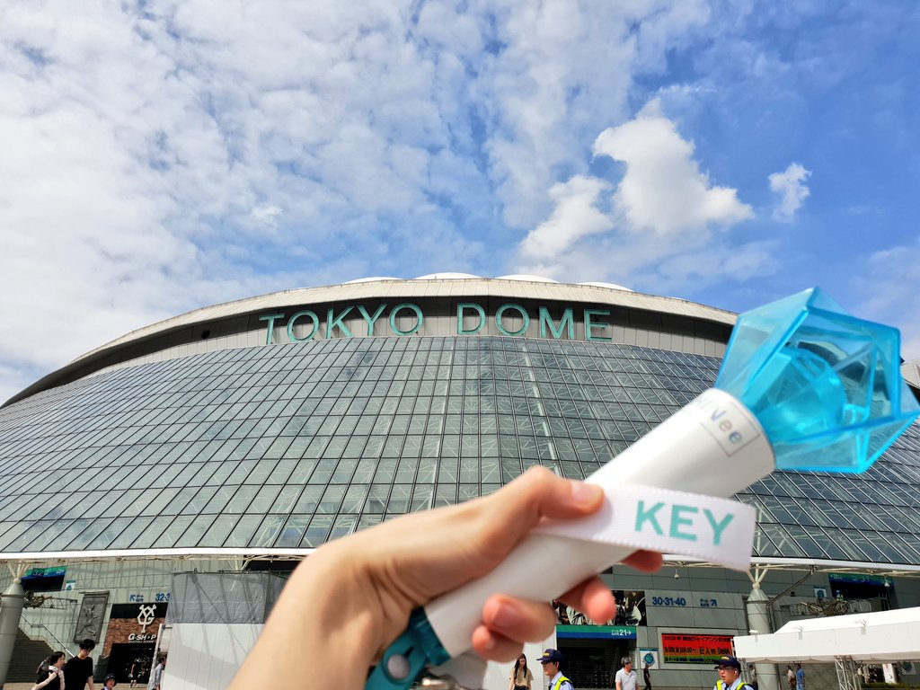 shineefordays's tweet photo. Celebrating your birthday at a very meaningful place. Love you key, happy birthday♡ #KEYBirthday #HappyBirthdayKey https://t.co/6z7LJJtPj7