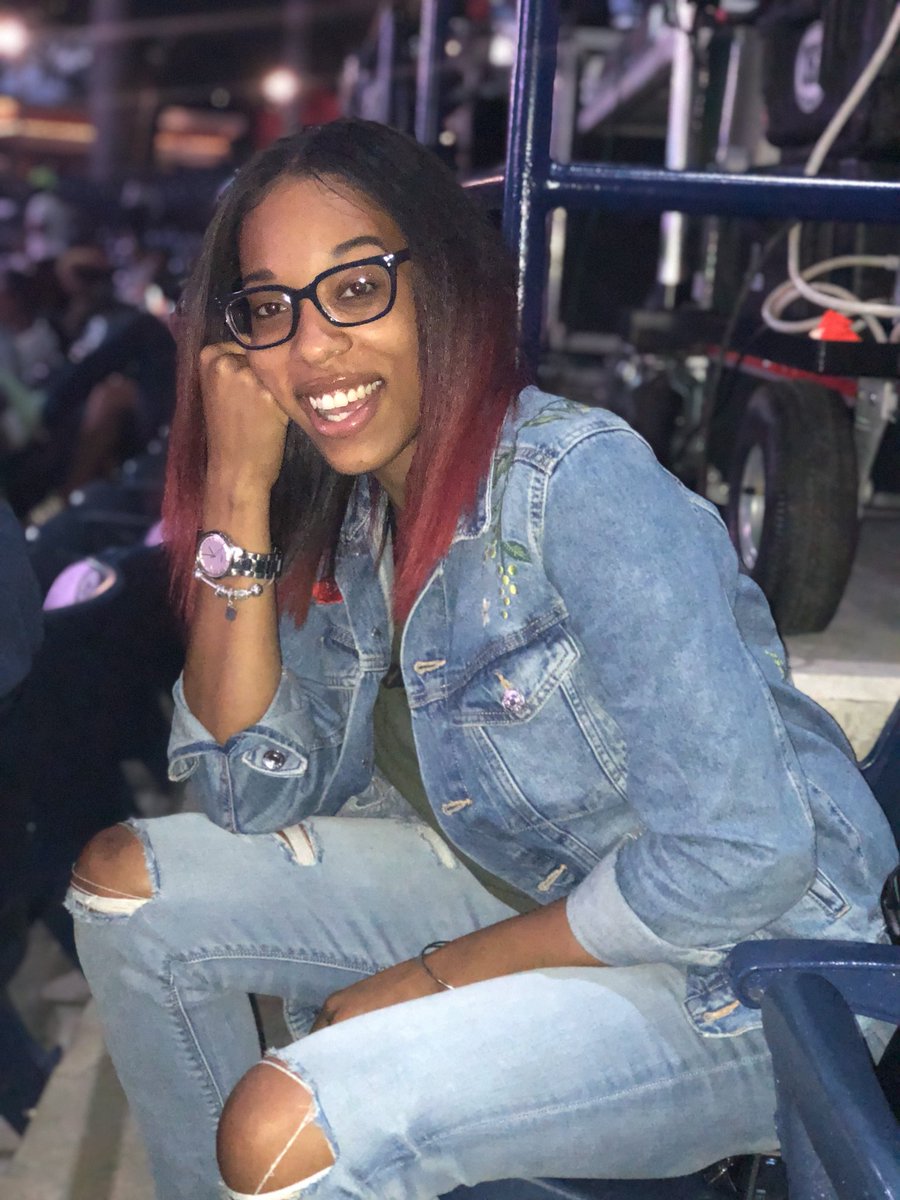 BrownSkinBrey's tweet photo. Besties take #Trillectro itβs lit ππ½ https://t.co/Gm8Wa1pBVQ