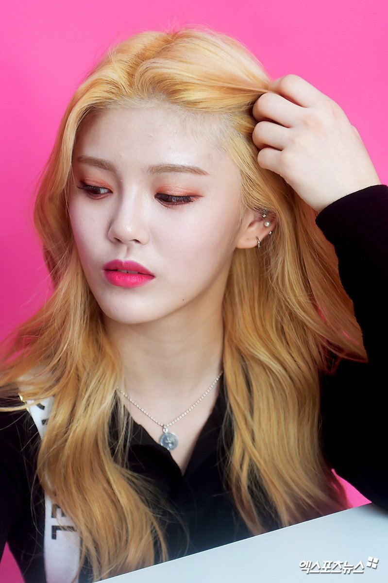 PRODUCE48 tweet media