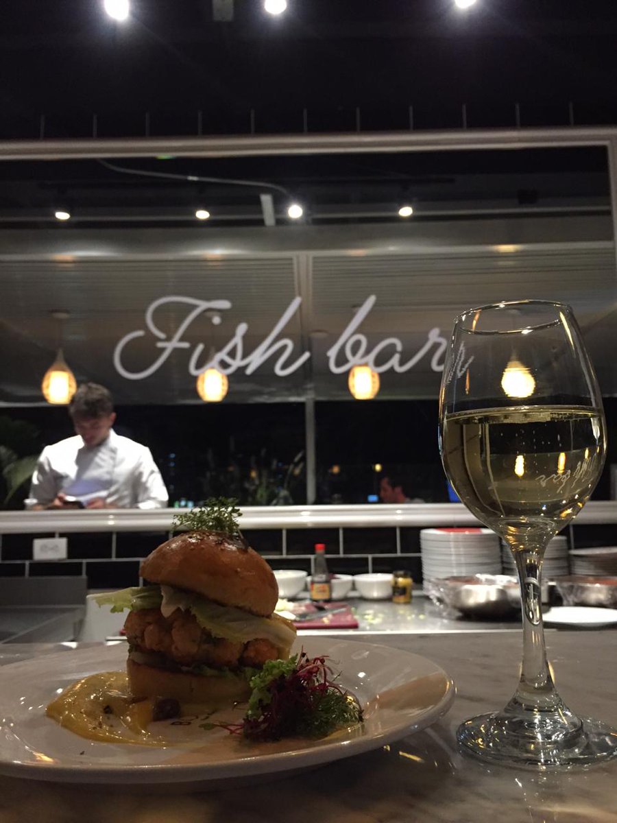 andreeadavila's tweet image. Anyone? #FishBar #BohoFoodMarket