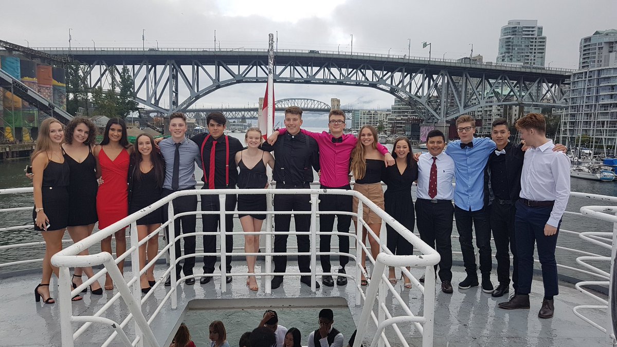 WJMTrack's tweet photo. WJ Mouat Grad Cruise!  #grad2019 @WJMouat @AbbotsfordSD https://t.co/lvpww58LG9