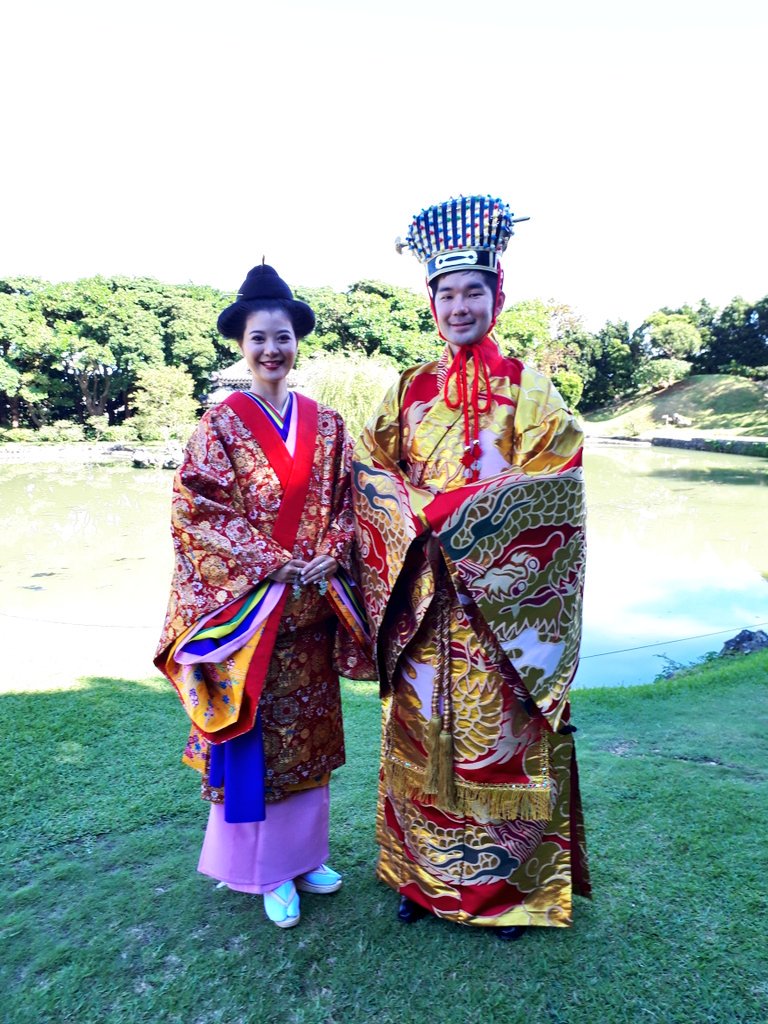 喜舎場梨予 りよ V Twitter 結婚前野撮影会 琉装結婚式 琉装婚 識名園 沖縄結婚式
