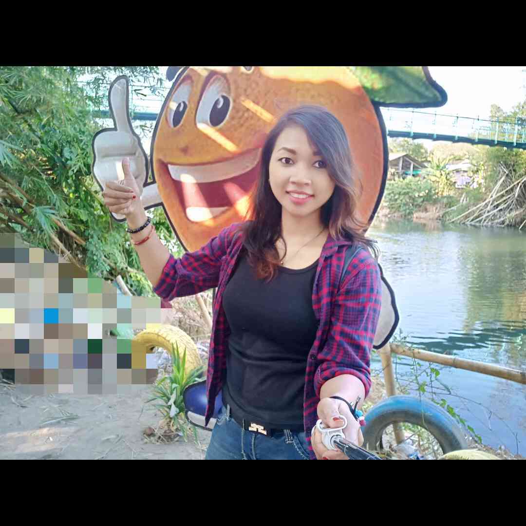 土豪都在围观的美女直播，你还不来！ m.cblive.tv/2188080?packag…