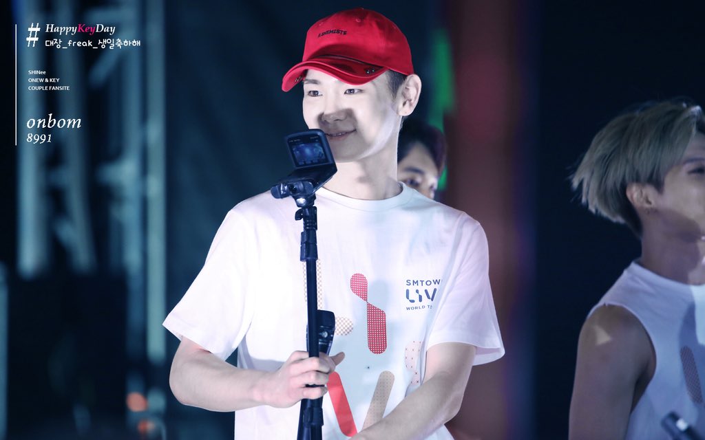 onbom8991's tweet photo. 기범아 생일 축하해❤️
#happykeyday
#Happy28thKeyDay
#김기범이_축하_당했다 https://t.co/6DxHALnaKZ