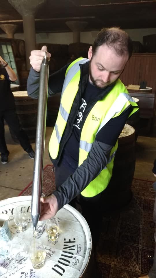 deanstonmalt's tweet photo. Another busy day full of whisky! Brian pours some drams for our guests straight from our casks in warehouse 4... anyone else tempted?! π₯
#DeanstonWarehouse Experience #SundayDrams https://t.co/xOFHcqfAYd