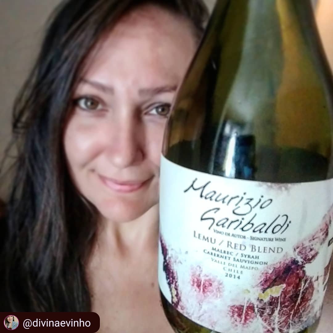 Um vinho bem complexo, com muitas notas aromáticas que vão além da fruta.Amplo e saboroso...gracias por tus comentarios <a href="/JoanaRangel/">Joana Rangel</a>