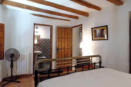 atelier88jaen's tweet photo. Considering some time away in Autumn? Alcala la Real is perfect location to explore Inland Andalucia, check out #Rothko at https://t.co/V8wXzsWm3G @tu_historia @TurAlcalalaReal @turismodejaen @CaminosDePasion @Alcala_la_Real @AlcalaToday #authenticspain https://t.co/27MO4Qnkky