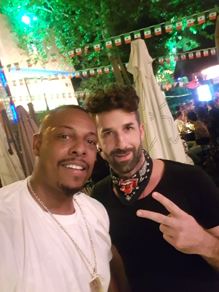 tomatomovic's tweet image. Meanwhile in Shanghai! Doctor of rhis game! #theTruth ☘