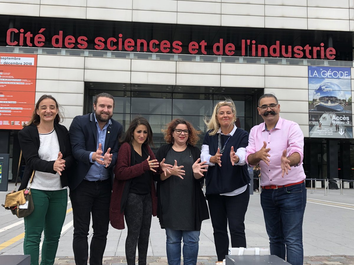 citedessciences's tweet photo. Ouverture de la première journée internationale des langues des signes @citedessciences #IDSL2018 @FNSF https://t.co/J6CUJ95moy