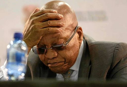 zykosa's tweet photo. Where is MusebenziZwane when you  need him#RIPFreeTwitter https://t.co/DXF5bt4KDT
