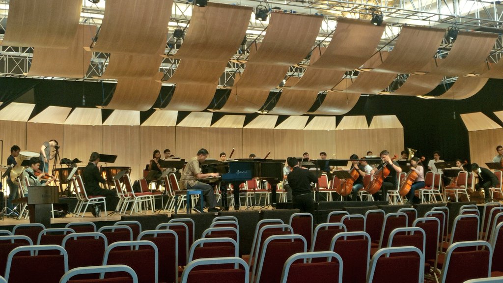 Two and a half hours before we create a #Legenda. See you soon! #Bandung #Classical #Music #Concert #Beethoven #Liszt #Hartanto #Brahms