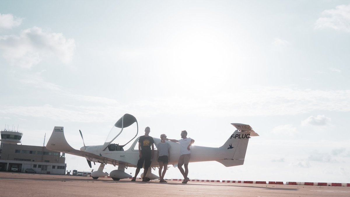 PVolontaires's tweet photo. Changement d'équipage et retour sur zone, le #Colibri est déjà en mission prêt à alerter les secours.
Our crew change was done, and we are already in the #SARzone. Our team is ready to alert the rescuers. #ready2rescue #togetherforrescue https://t.co/qNOc5Y9NMo