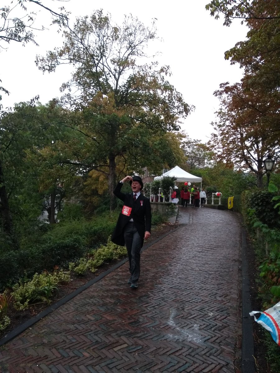 De commissaris rent ook mee! #glibbertreel #3october