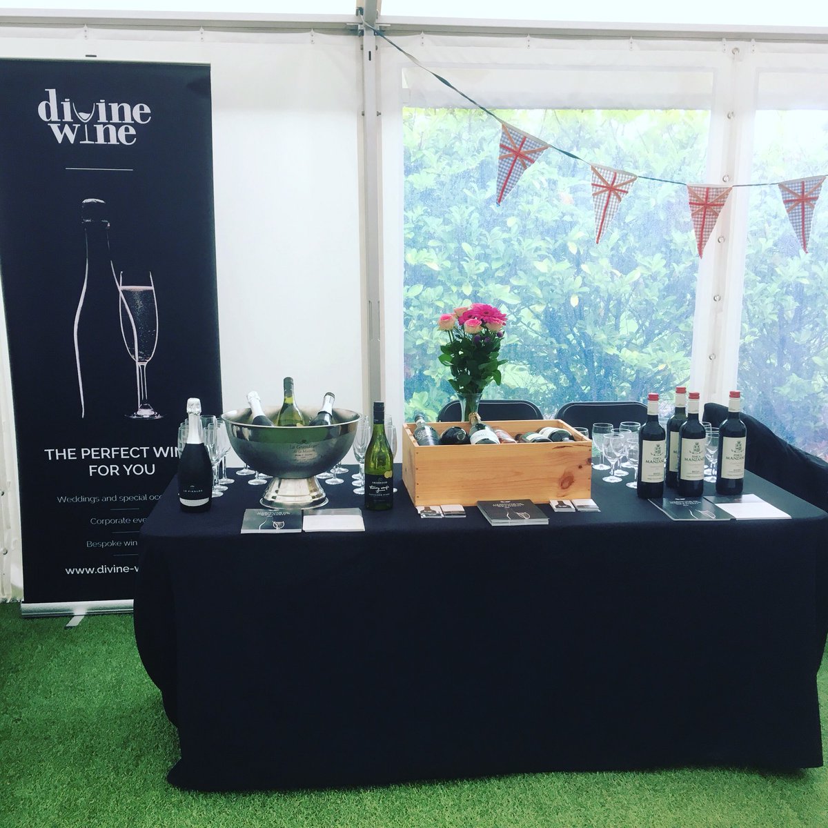 <a href="/DivineWineUK/">Divine Wine</a> 
One of the stalls at #heavenlyweddingfair 
#weddingwine #wine #weddingfair