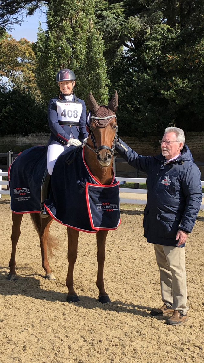 The 2108 <a href="/Shearwater_Ins/">Shearwater Insurance</a> Four year old Champion is Hawtins Lirica (s. Lemony’s Nicket) ridden by Lucinda Elliot for Judith Davis of Hawtins Stud. Pictured with Jeremy Lawton of Shearwater 🏆🥇 #LNDC2018