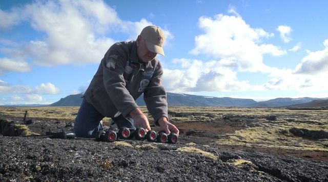 Icelandic caves - models for first "space homes"? -> buff.ly/2QG07jW