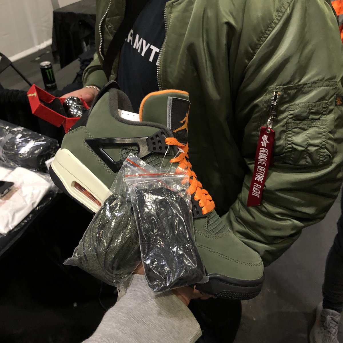 VivianFrank's tweet image. 